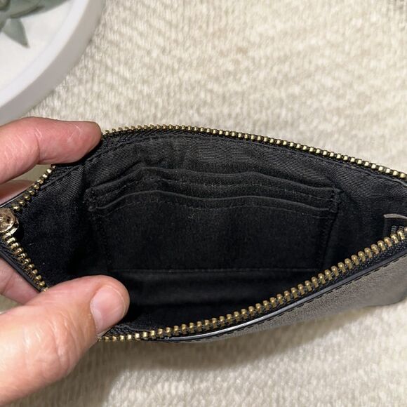 Coach Small Black Crossgrain Leather Gold Tone LogoโZip Wristlet Wallet - Picture 9 of 10